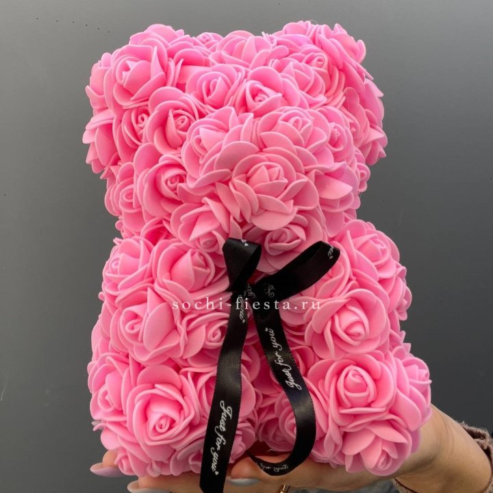 Игрушка медведь из розовых роз в Энгельсе