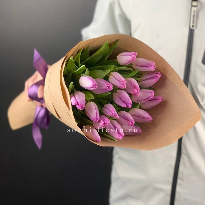 19 розовых  тюльпанов в Энгельсе