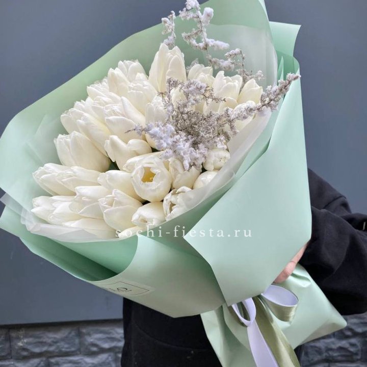 Букет белых тюльпанов "Бьянко" в Энгельсе