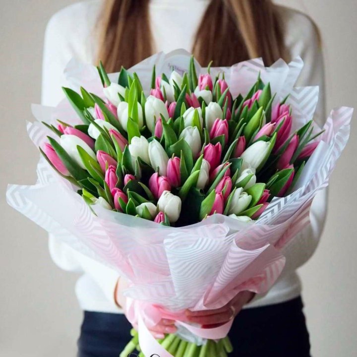 Букет тюльпанов "Лолита" в Энгельсе
