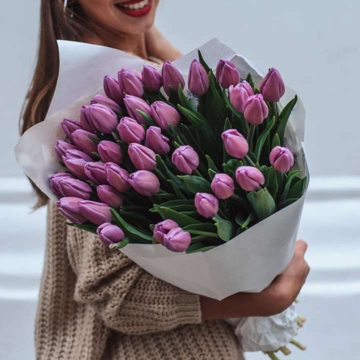 39 сиреневых тюльпанов в Энгельсе