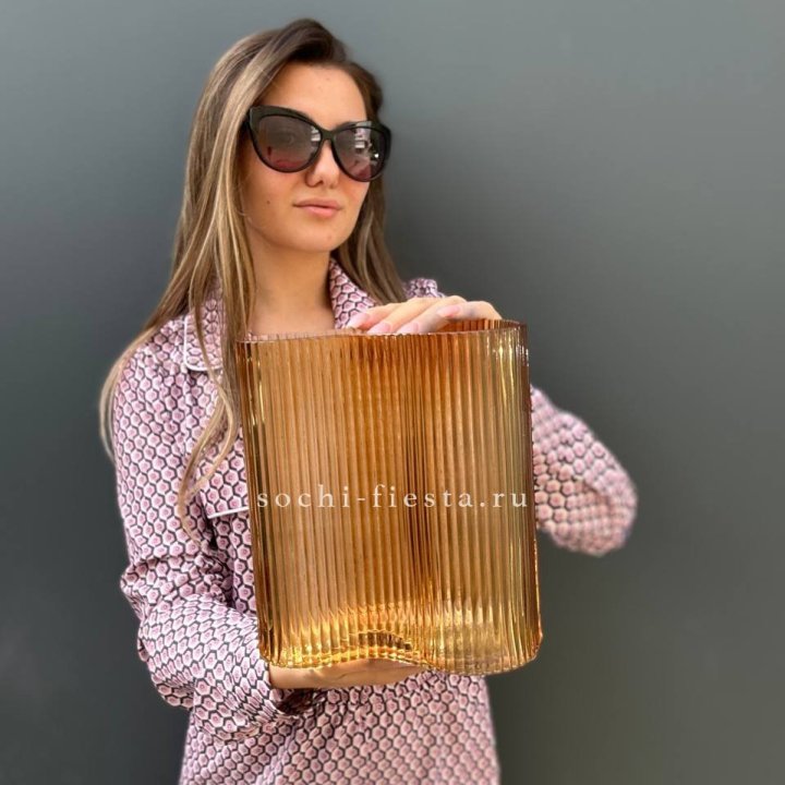 Стеклянная ваза №7 в Энгельсе